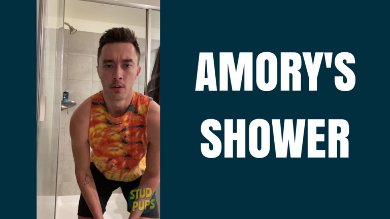 Amory’s Shower At StudPups®